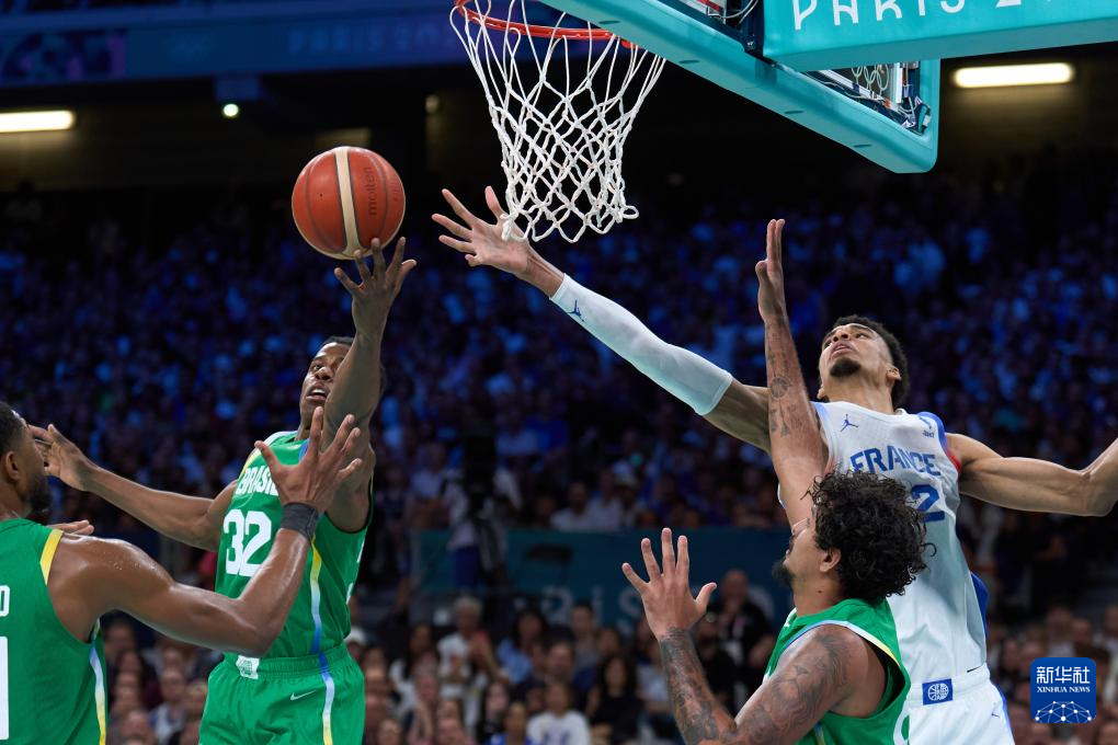 巴西篮球明星摩拳擦掌渴望夺冠