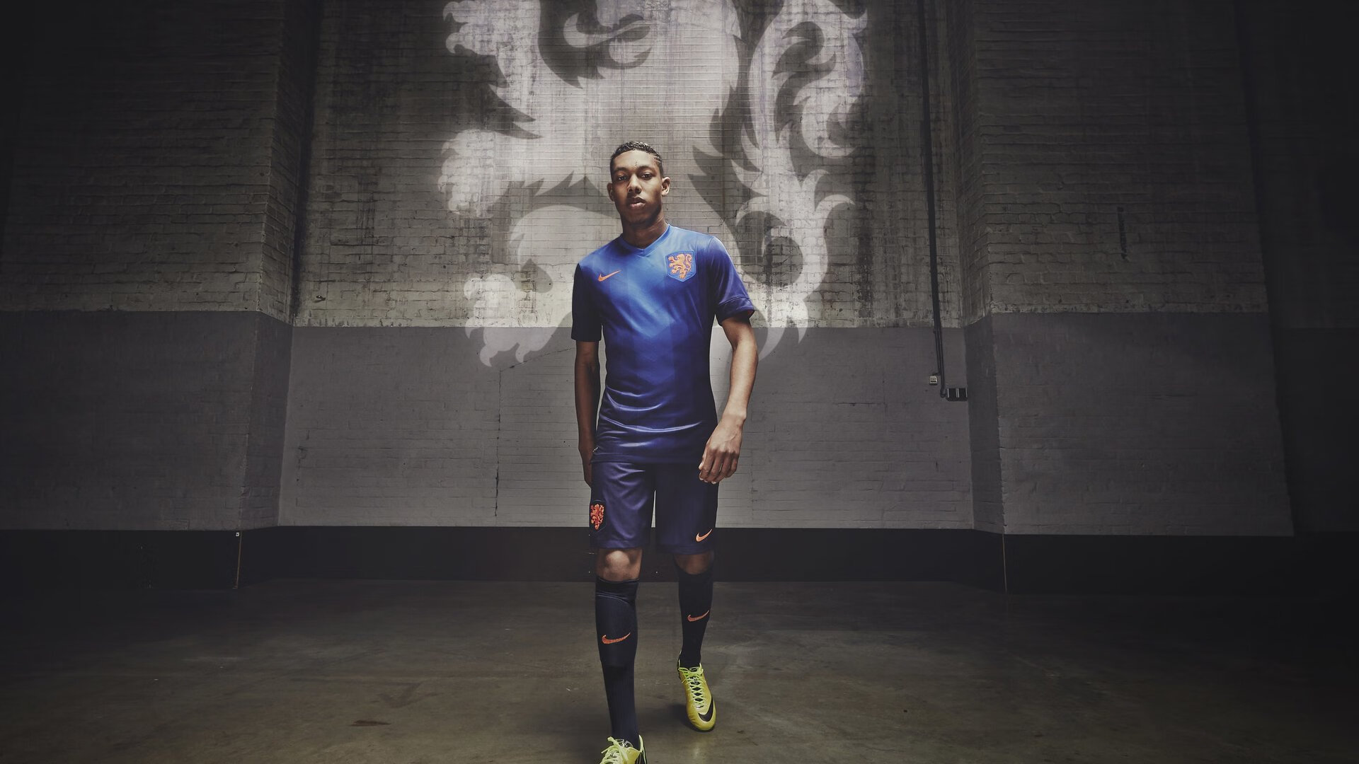 维也纳之夜的防线悲歌,布鲁诺一人凿穿奥地利,韩国战术完胜的启示