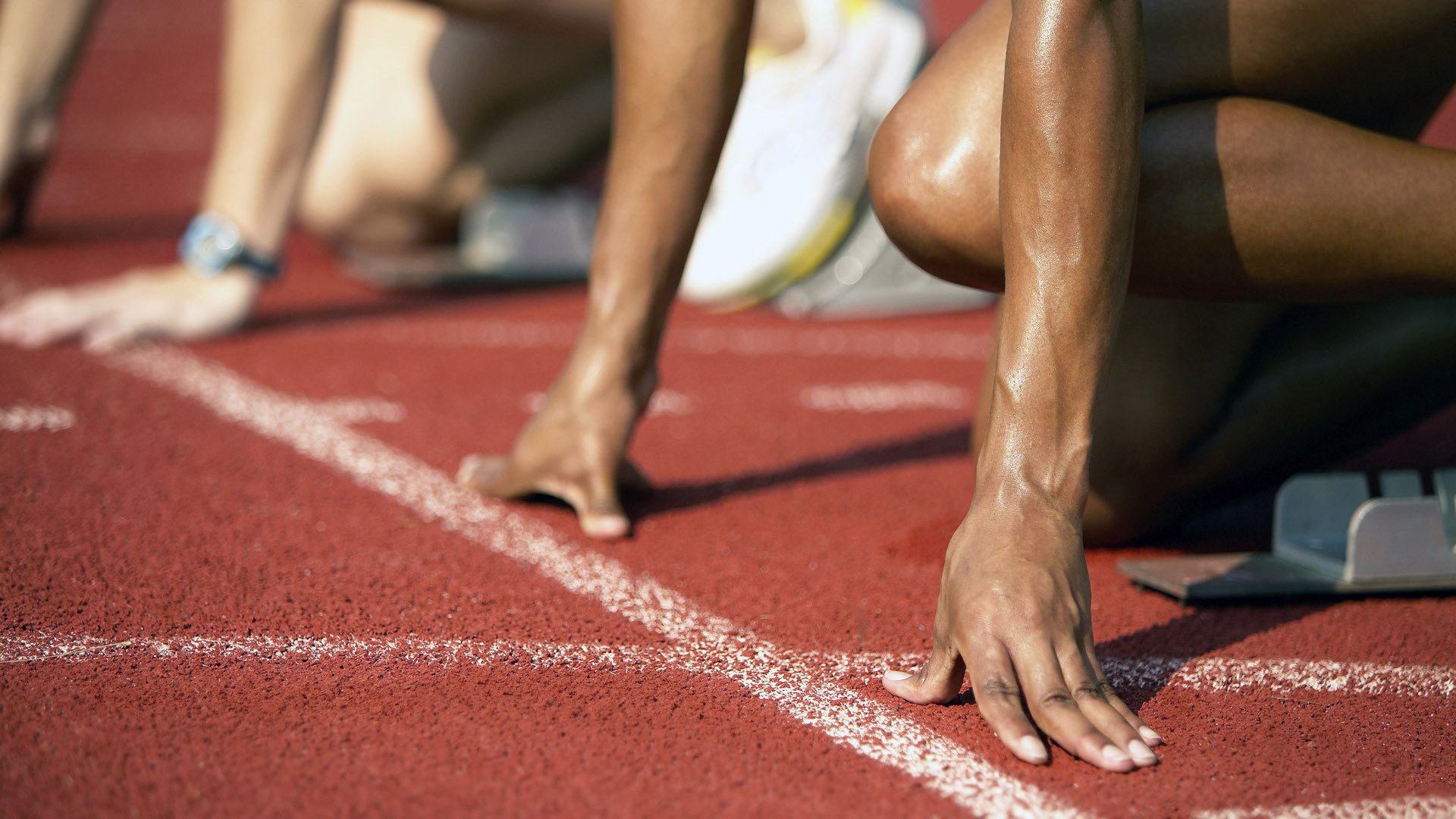 开云体育下载-赛道新秩序，索伯轻取迈凯伦，塞恩斯刷新纪录改写历史